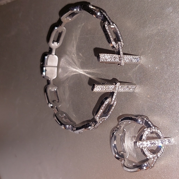 Michael Kors Silver Bling Ring Size 8 Bracelet Set - Picture 1 of 5